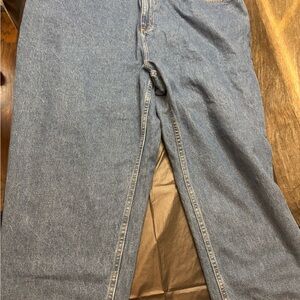 Woman’s LL Bean Blue Jeans 26W